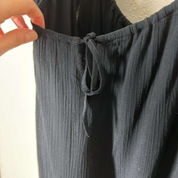 Lulus Off the Shoulder Little Black Dress. NWT szS - Picture 6 of 9